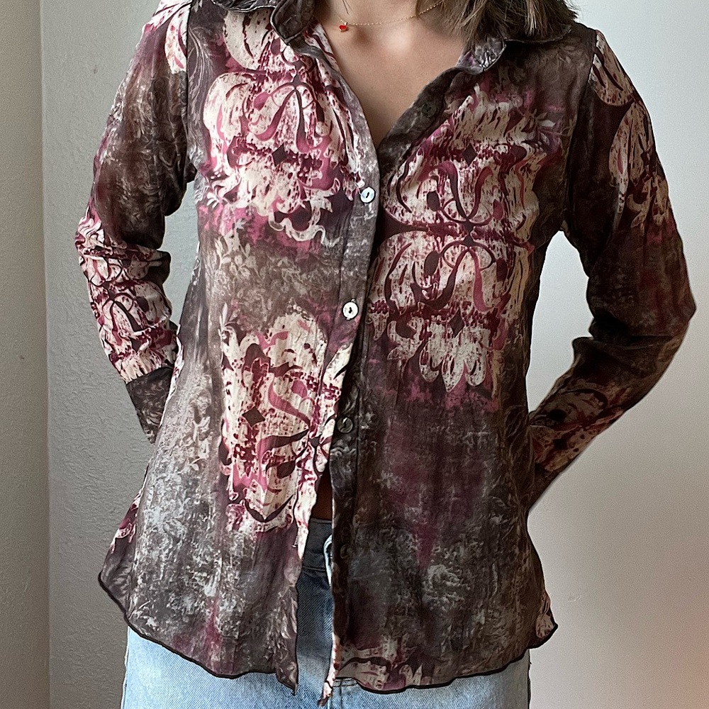 Sheer Lightweight Graphic Longsleeve